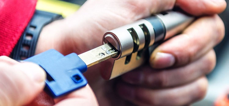 Smart Lock Re-key in Danforth, ON