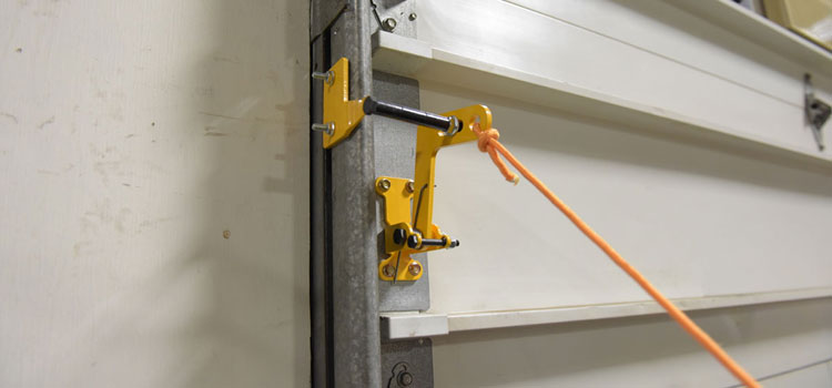 Wooden Garage door Lockout Service in Credit River West Branch, ON